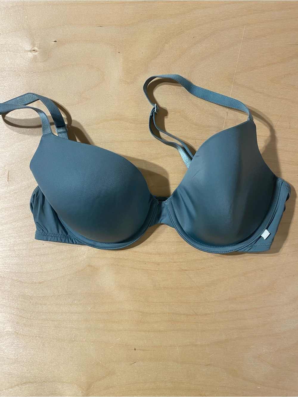 Victoria's Secret Molded T-Shirt Bra in Slate Blue Underwire 36 C (AS)